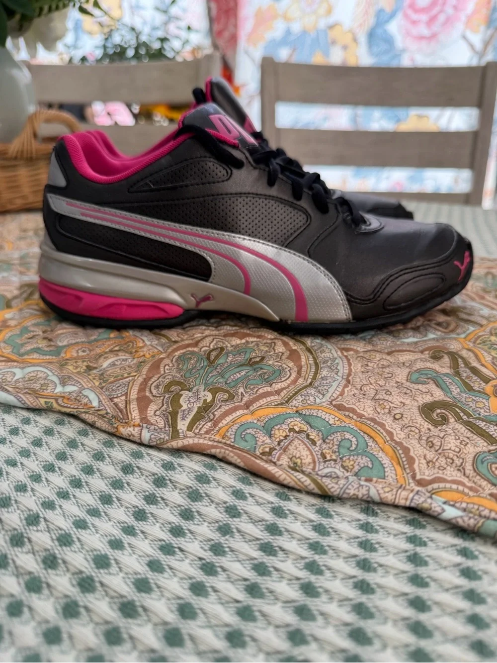 Puma Tazon 6 women's cross-trainer sneakers size 8.5